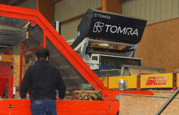 TOMRA 3A在工作中。