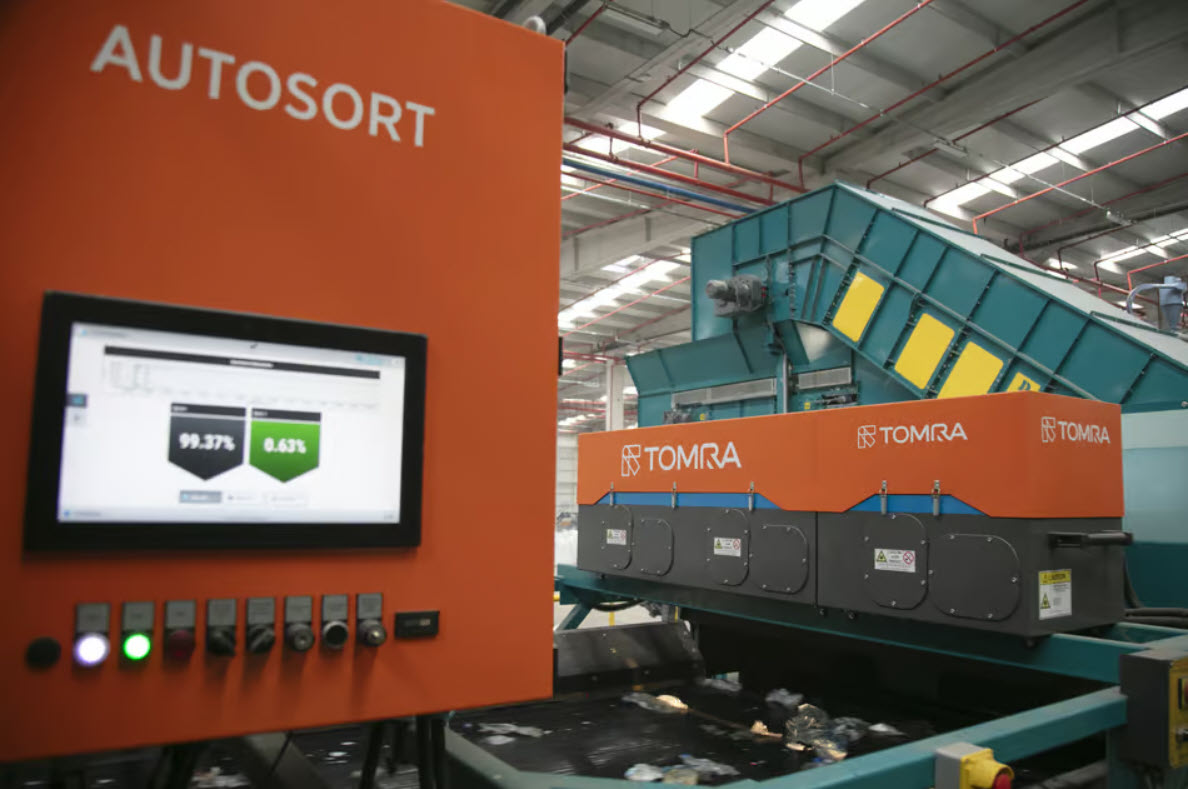Doğa PET工厂中的AUTOSORT FLAKE设备:分选系统包含四台AUTOSORT™、两台INNOSORT™ FLAKE和两台AUTOSORT™ FLAKE单元。